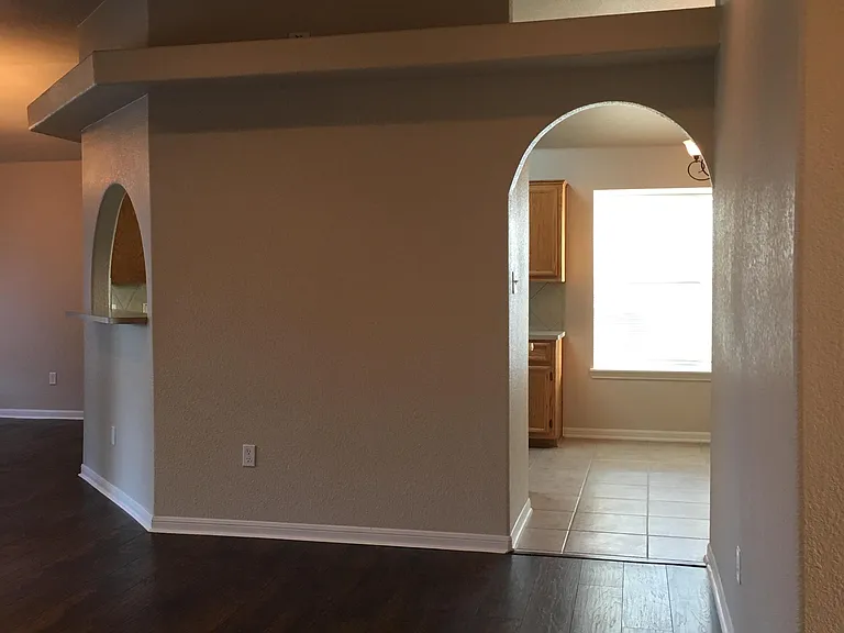 322 Cedar Ridge Dr — Photo 4
