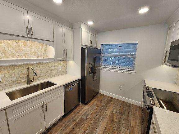 4th image of 315 Causeway C104