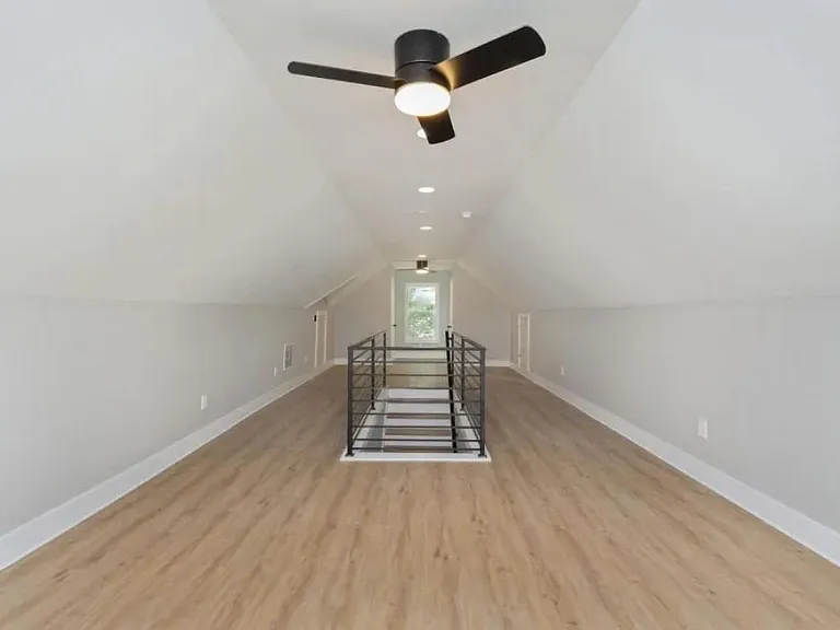 1779 Madrona St NW — Photo 13
