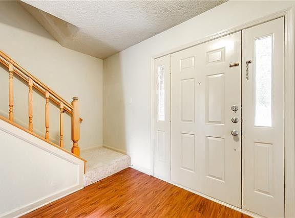 2nd image of 610 Berkley Dr