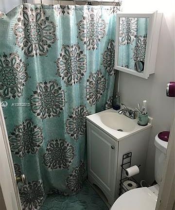 5th image of 760 Jefferson Ave APT 2