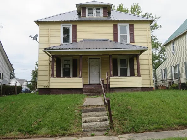 520 W Emerald St, Willard, OH 44890