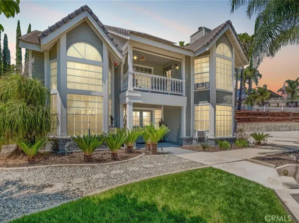 1290 3rd St, Calimesa, CA 92320