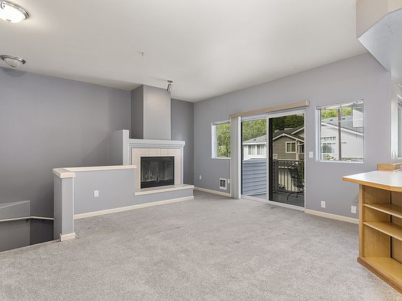 5th image of 13682 SW Hall Blvd APT 3