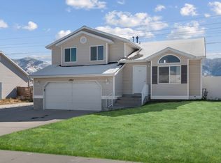 1292 N Cedarwood Rd, Tooele, UT 84074