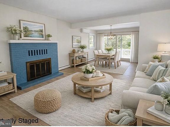 3rd image of 1211 Mountainview Blvd