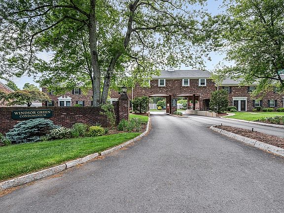 2nd image of 1207 Windsor Dr Unit 1207