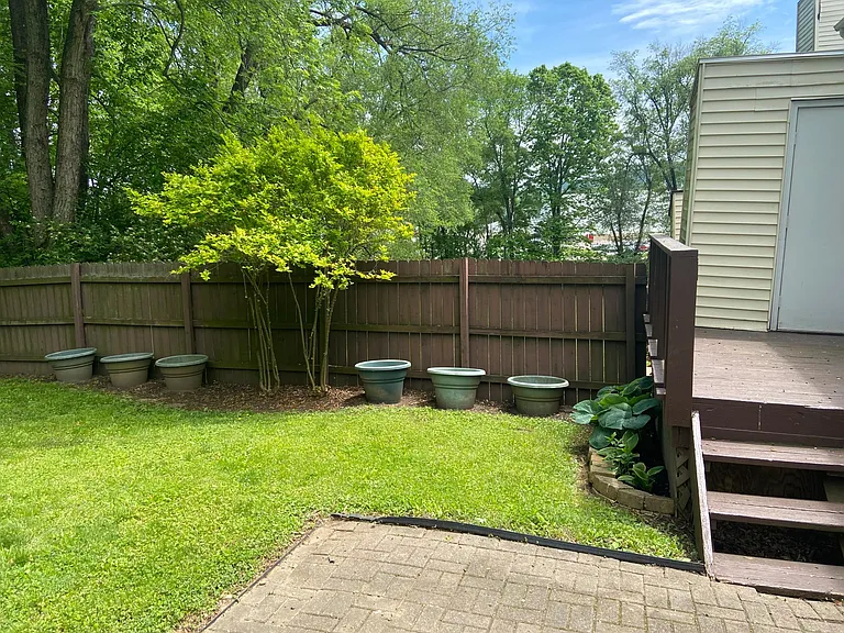 30 Clayburne Blvd — Photo 20
