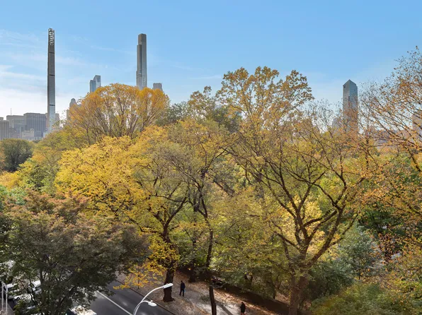 930 5th Avenue image 3 of 9