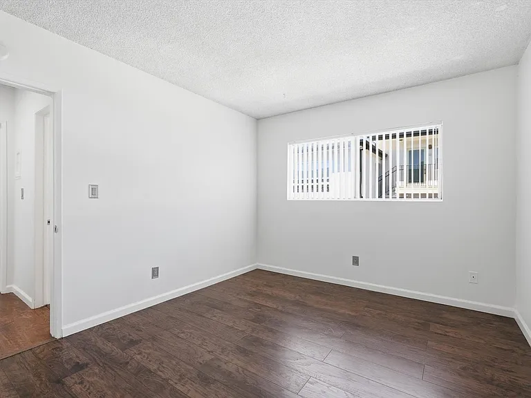 1731 Pacific Coast Hwy #19 — Photo 17