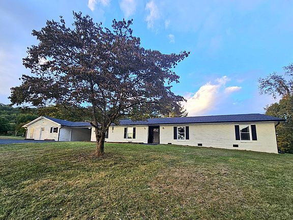 2nd image of 4830 Landon Ct