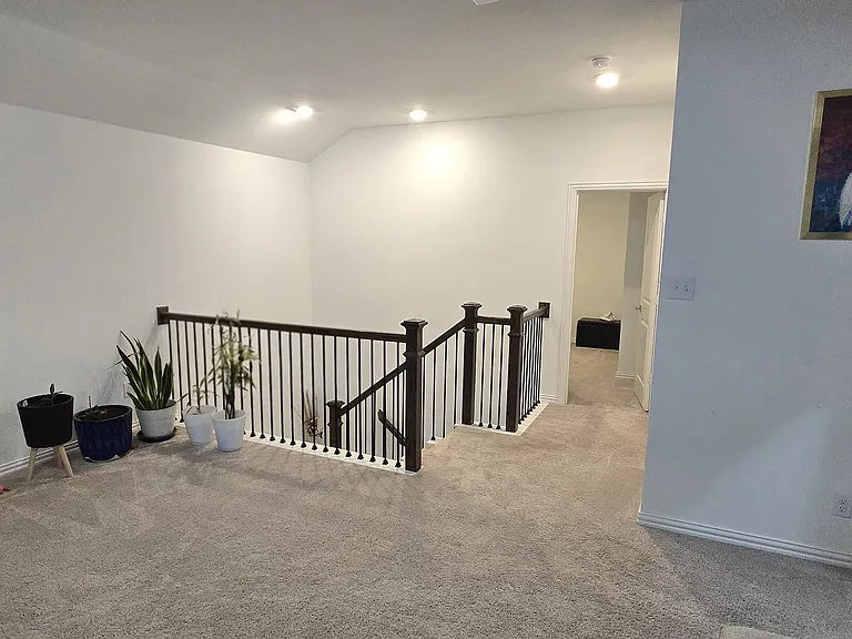 502 Virginia Way — Photo 14