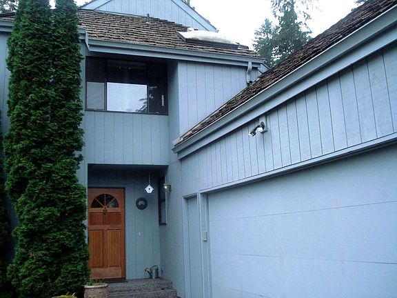 2nd image of 230 Highland Dr