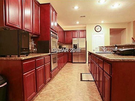 5th image of 2408 Mountain Rail Dr