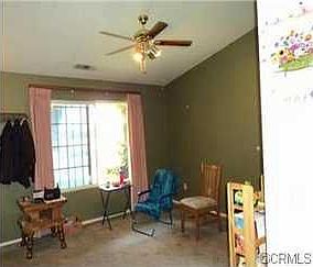 3rd image of 709 Los Altos Dr