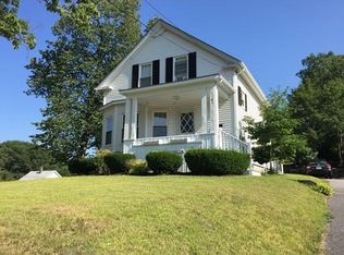 61 W Main St, Dudley, MA 01571
