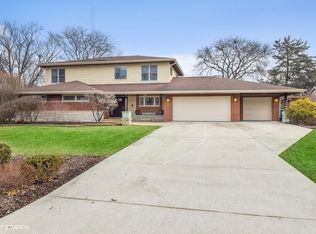 3919 School St, Downers Grove, IL 60515