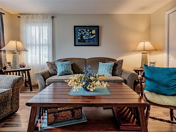 4th image of 6 Brookwest Lane #6