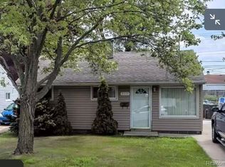 8339 Birch St, Taylor, MI