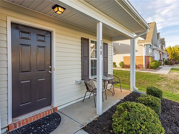 5th image of 340 Robyns Glen Cir