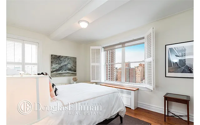 Sold by Douglas Elliman | media 10