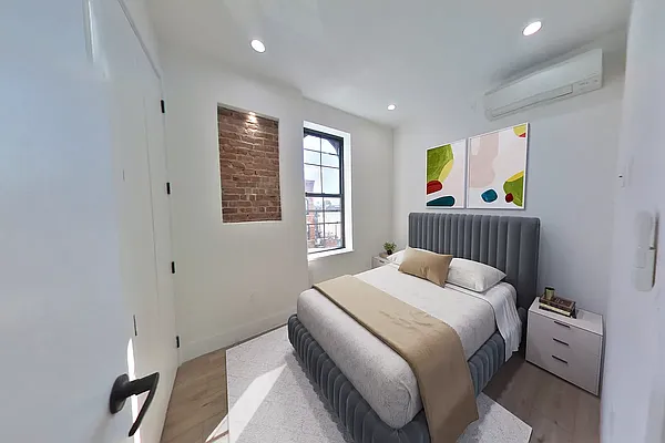 Rented by Brookhaus Capital Inc | media 2