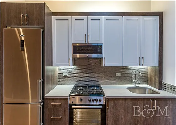 Rented by Brick&Mortar | media 11