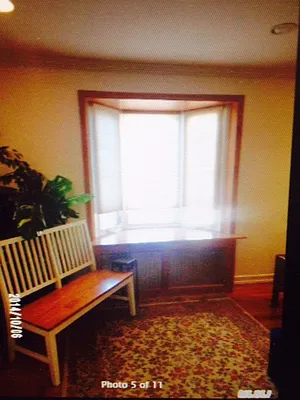 Rented by Halvatzis Realty | media 4