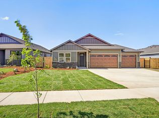 2776 Roberts Rd, Medford, OR 97504