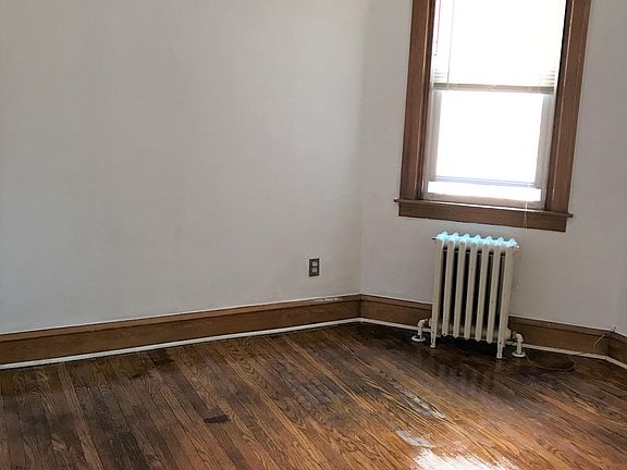 4th image of 3357 Englewood St