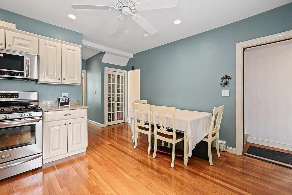 53 Summit St — Photo 3
