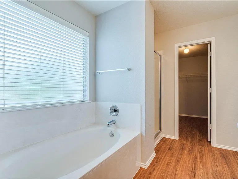 1507 Davis Mountain Loop — Photo 17