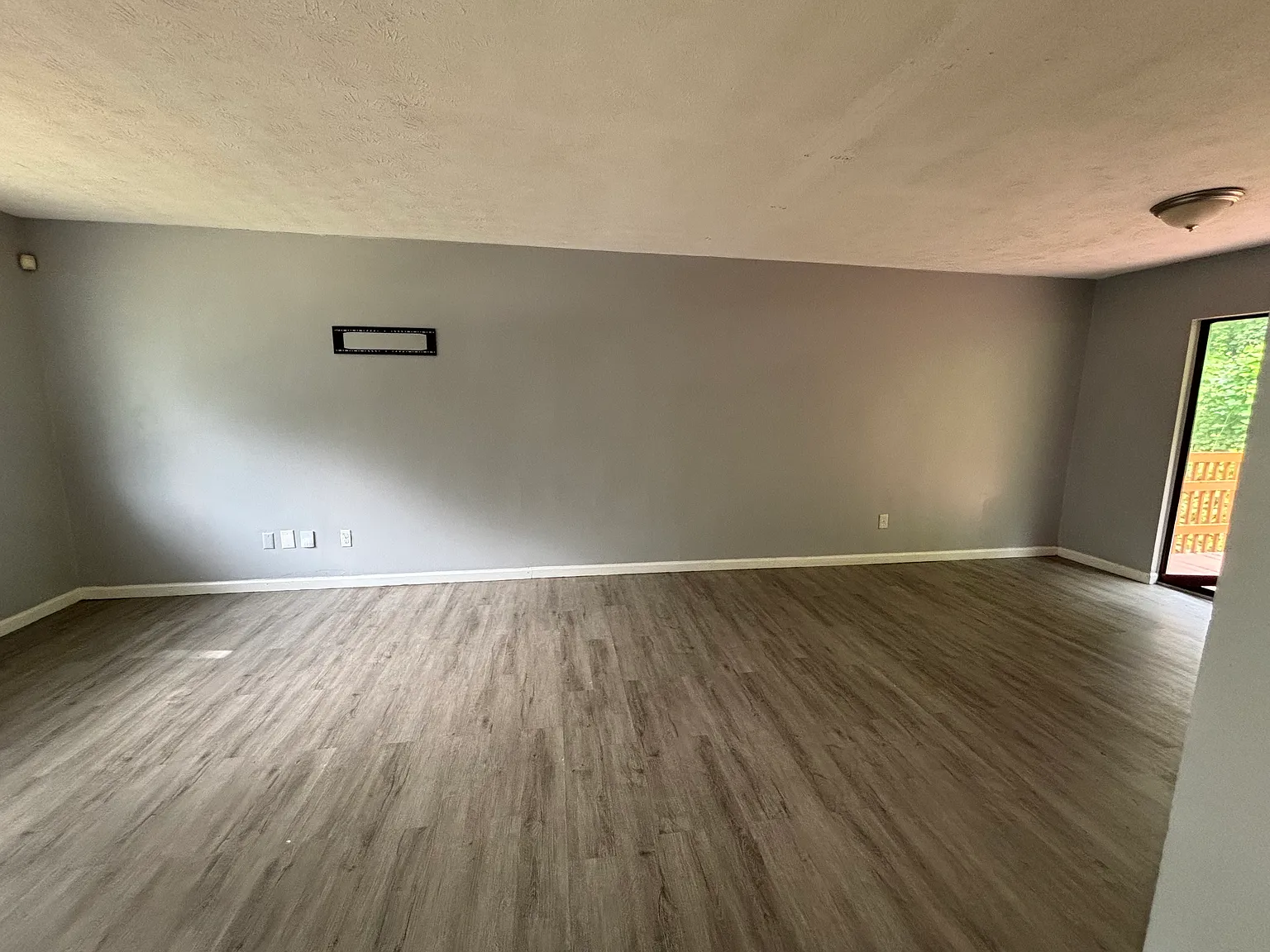 4 bed, 1533 sqft, $1,850 — Photo 1