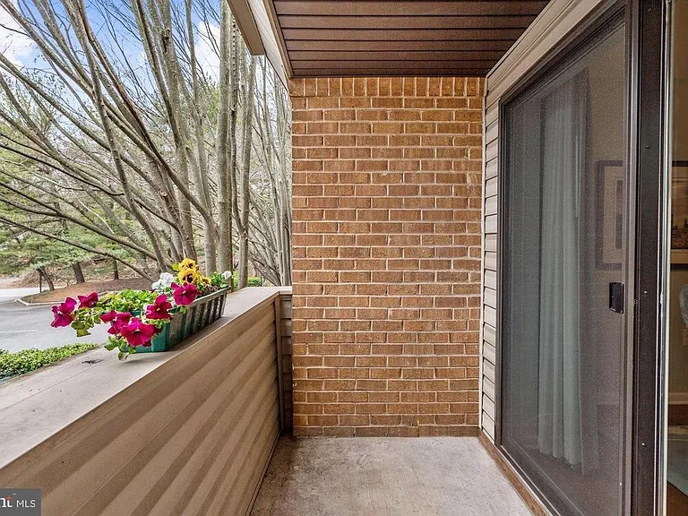1704 Mount Washington Ct #F — Photo 15