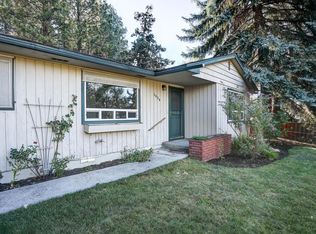 1054 NE 11th St, Bend, OR 97701