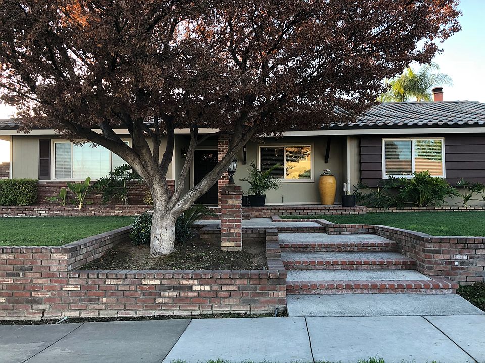 1st image of 1341 N Vallejo Way