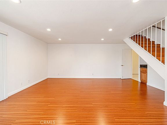 5th image of 8175 Mammoth Cir