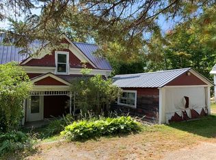 297 South St, Island Pond, VT 05846
