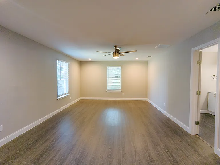 1222 S Peachtree Rd — Photo 18