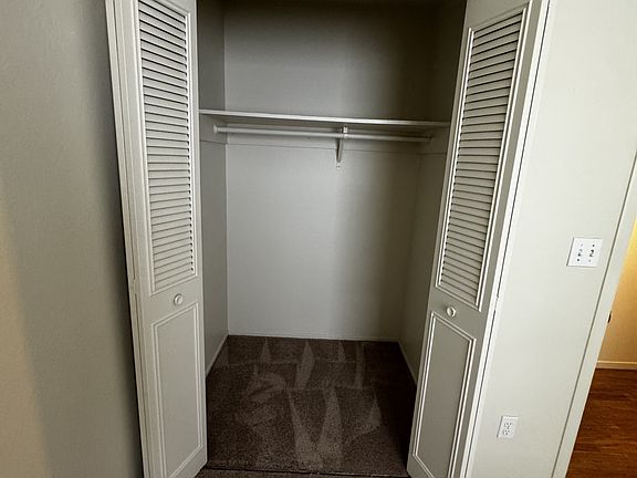 5th image of 373 Sea Ridge Rd APT 1