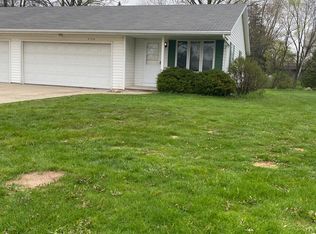 3199 Manitowoc Rd, Green Bay, WI 54311