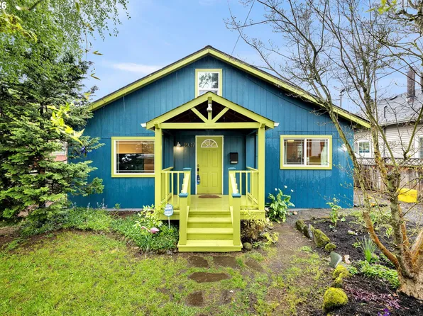 4937 NE Skidmore St, Portland, OR 97218