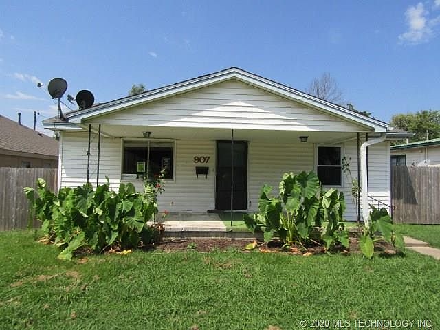 1st image of 907 N Osage Ave