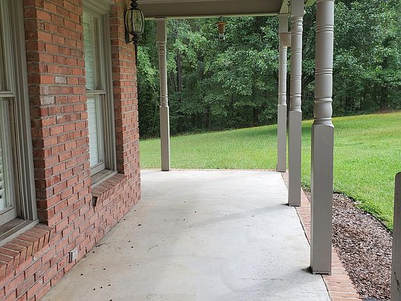 The Front Porch - room enough for those rockers
