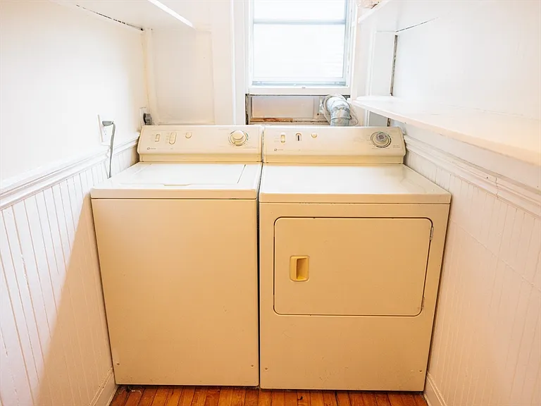 315 Harvard St #8 — Photo 19