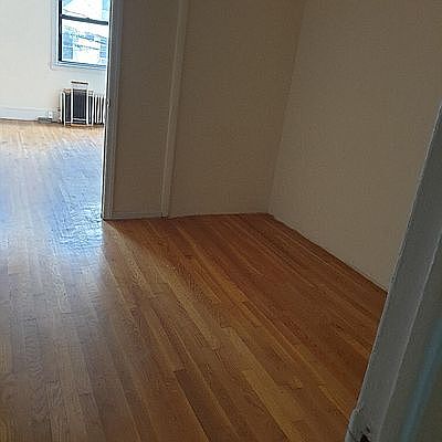 5th image of 25-50 23rd St #2