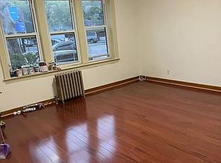 47-29 43rd St #1F, Woodside, NY 11377