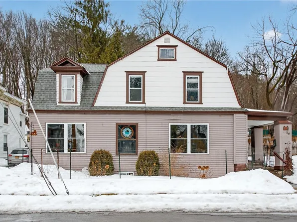 7 Normal Ave, Oneonta, NY 13820