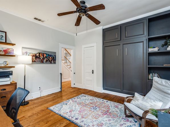 Additional property image - 206 S Edgefield Ave, Dallas, TX 75208