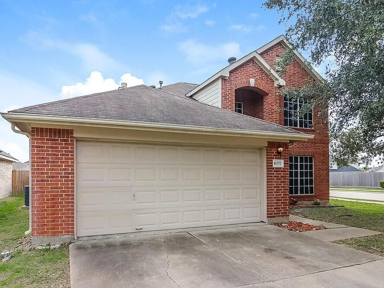 16707 Great Oaks Glen Dr — Photo 4